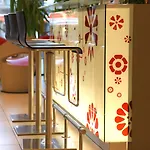 ホテル イビス センター 3*