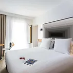 Ibis Centre 3*