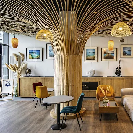 Ξενοδοχείο Ibis Centre 3*