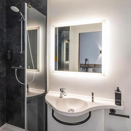 Ibis Centre 3* Brest