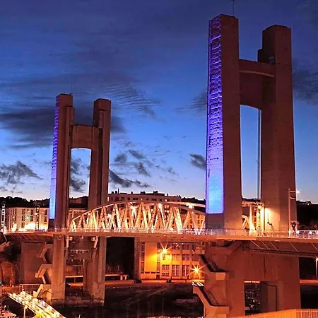 Ibis Centre Hotel 3*
