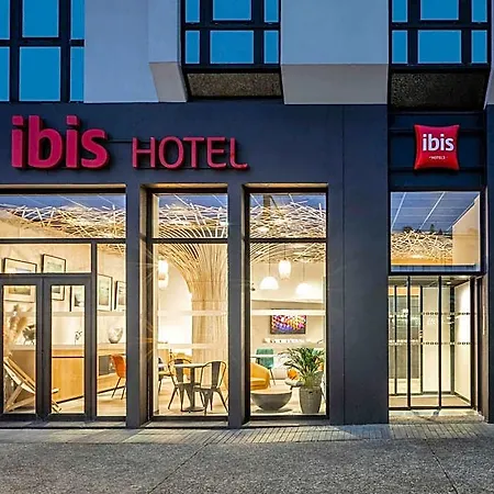 מלון Ibis Centre 3*