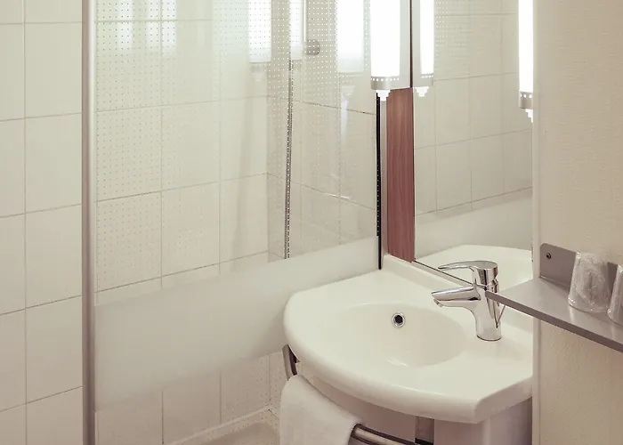 酒店 宜必思布雷斯特中心酒店