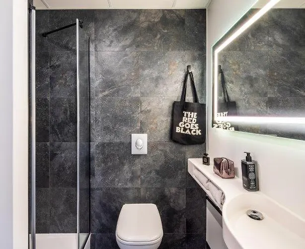 酒店 宜必思布雷斯特中心酒店 3*