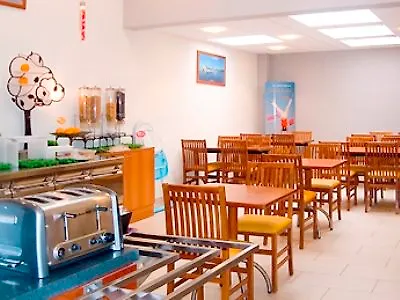 宜必思布雷斯特中心酒店 酒店 布雷斯特