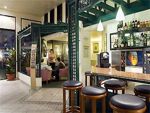 宜必思布雷斯特中心酒店 酒店