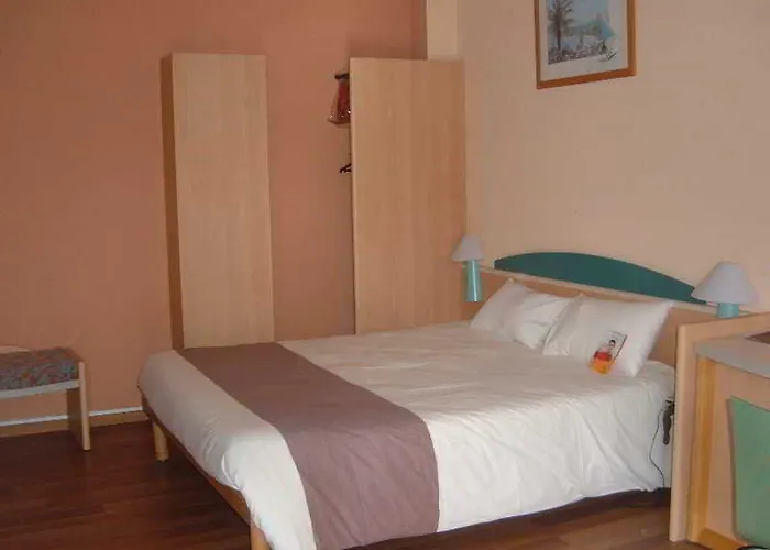 宜必思布雷斯特中心酒店